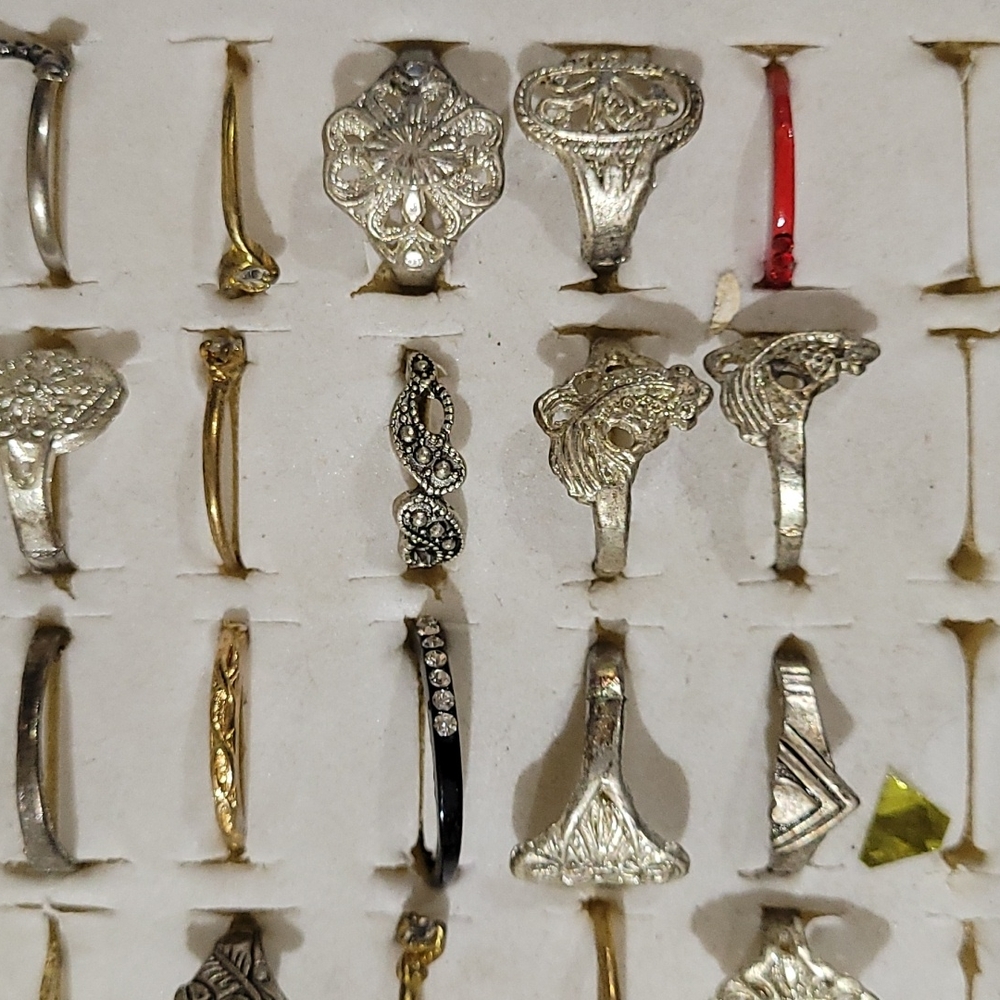 90 FASHION RINGS - Picture 4 of 4